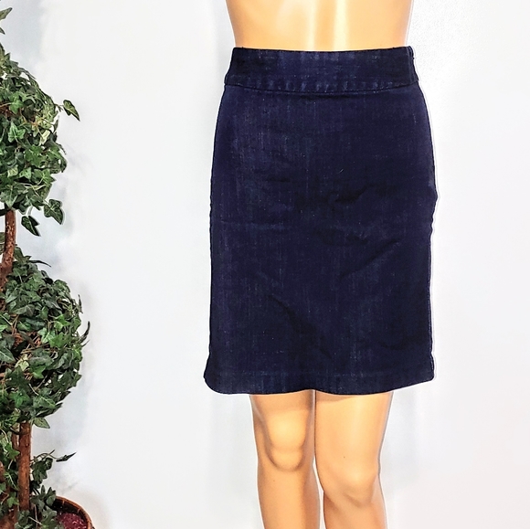 Tommy Hilfiger Dresses & Skirts - Tommy Hilfiger Jean skirt
